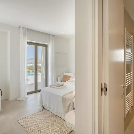 Luxurious Ioli Parikia (Paros)
